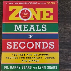 Zone diet book. Excellent condition.